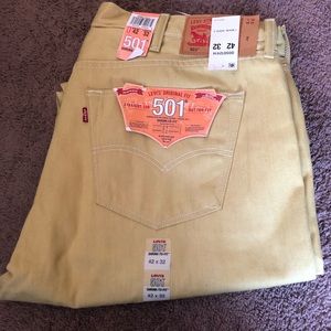 501 Levi’s 42x32 NWT $69.5. Sauterne yellow color